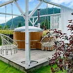 Cozy In With House A Mountain View Poronin